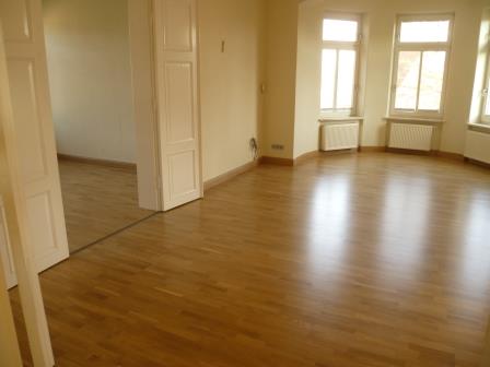 Fertigparket aufgearbeitet: geschliffen und lackiert