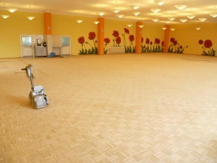 Mosaikparkett Eiche geschliffen und neu versiegelt